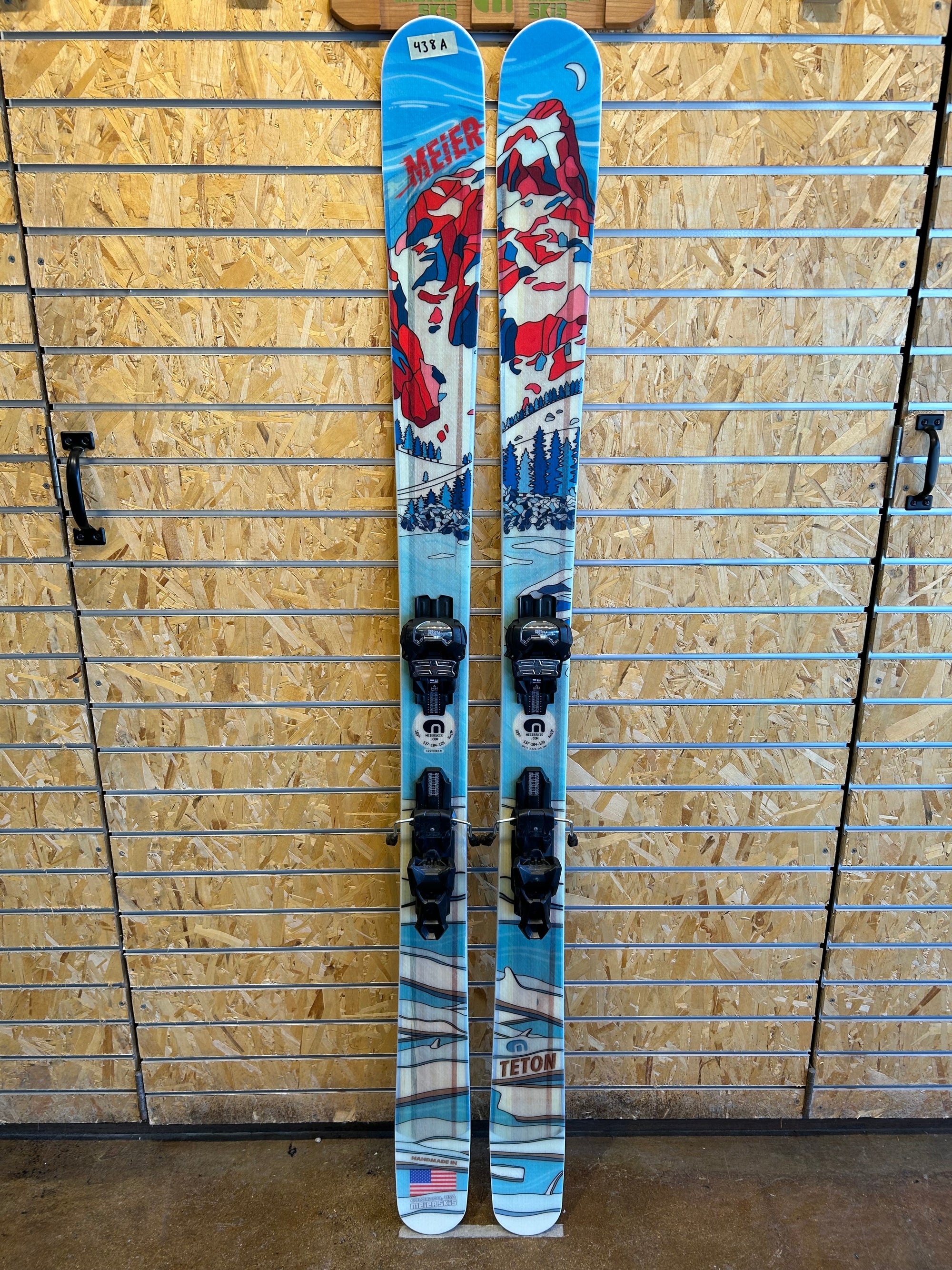 Teton 185cm Demo Ski