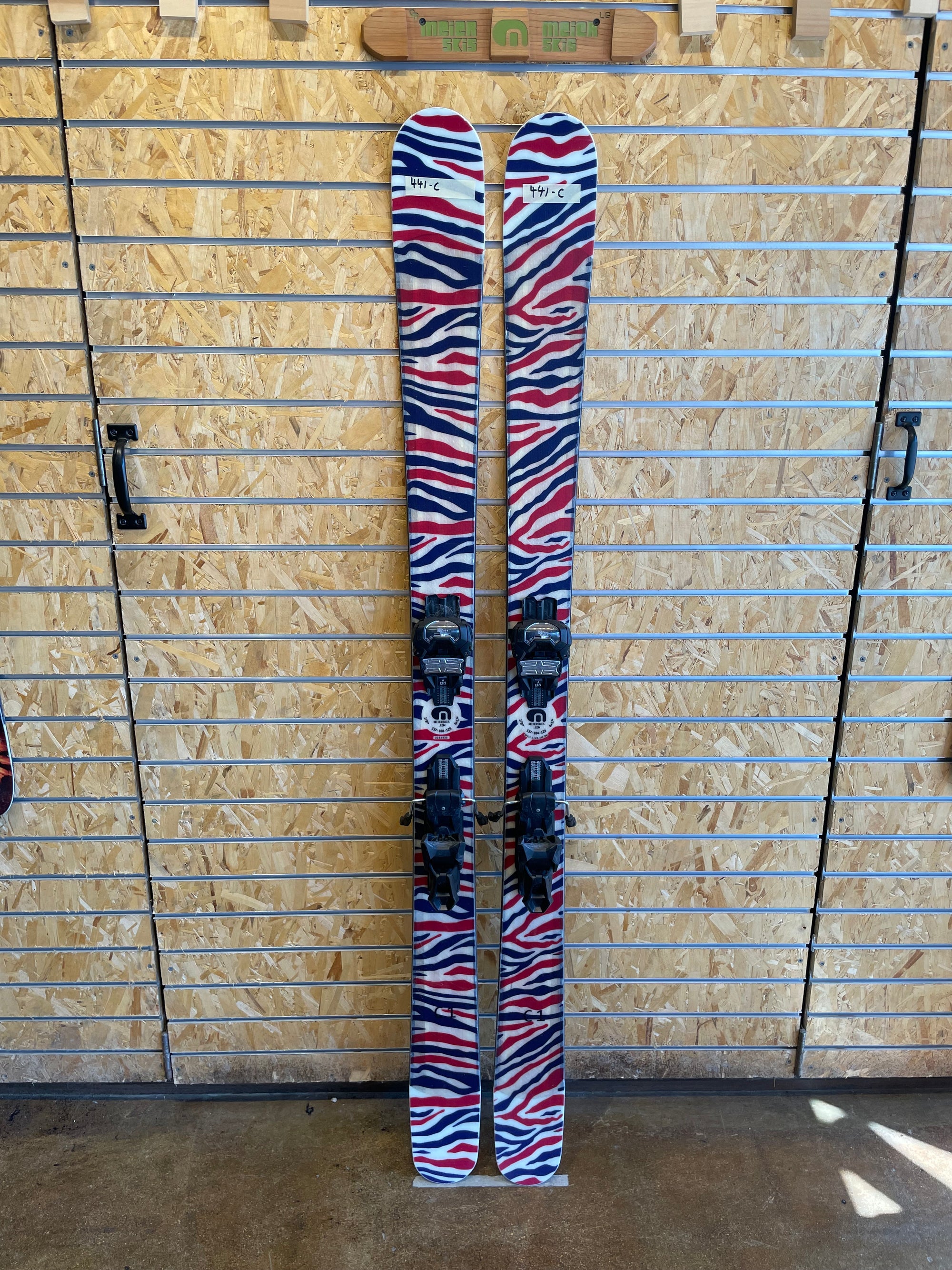 Teton 178cm (Proto Graphic) Demo Ski
