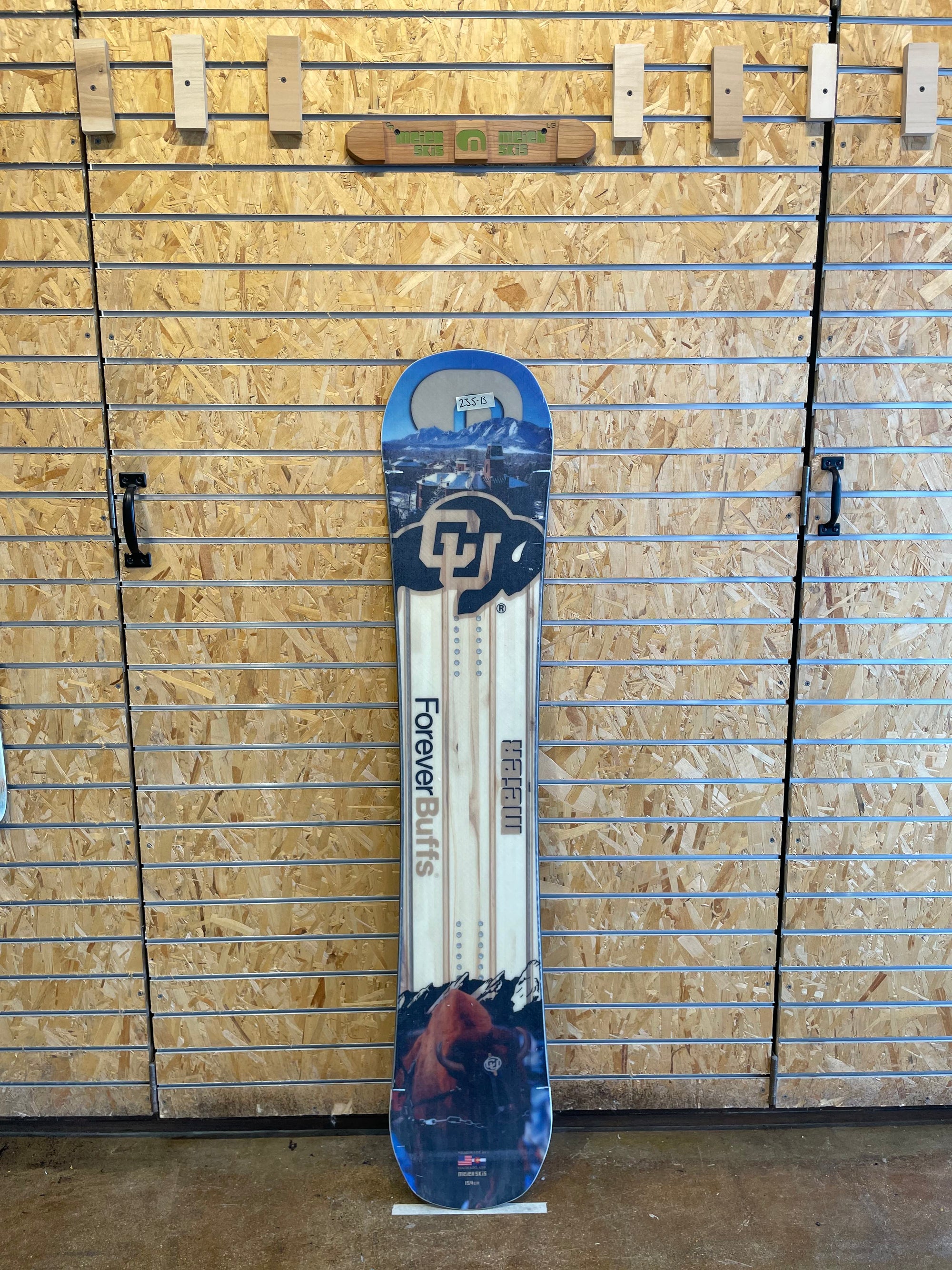 Outlaw Snowboard 161  - CU BUFFS Custom